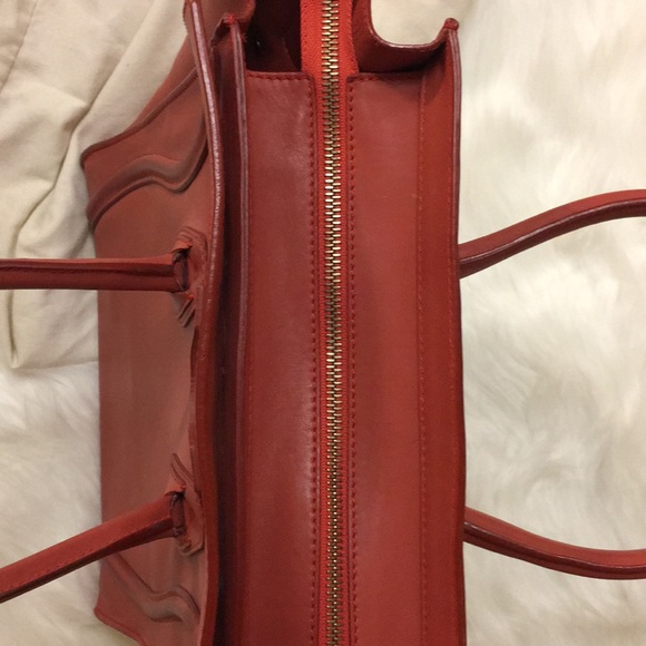 Celine Mini in lipstick red - Picture 3 of 8